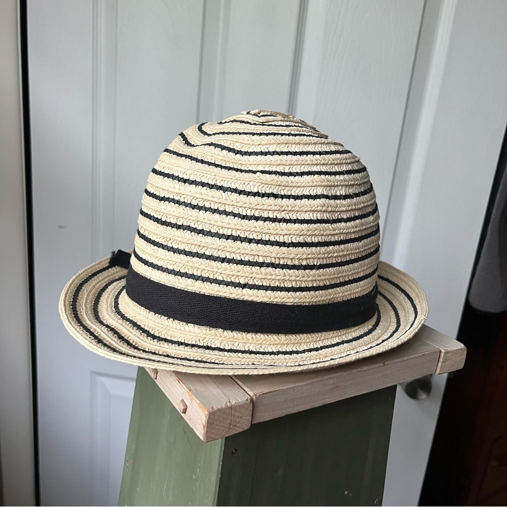 Super cute cloche style straw Panama hat from hatattack